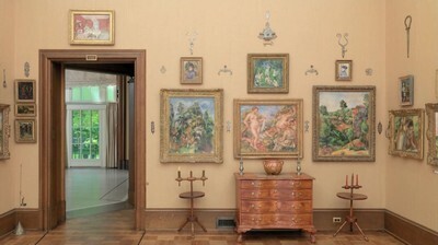 Barnes08 - Room 8 - South Wall.jpg