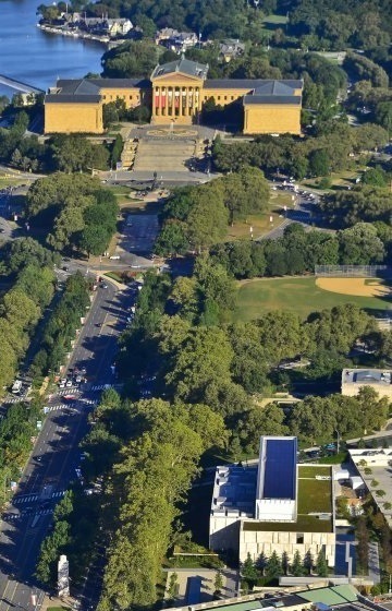 Barnes12 - Benjamin Franklin Parkway.jpg