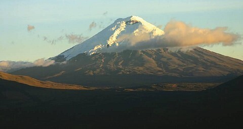 コトパクシ山.jpg
